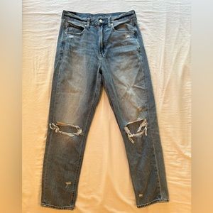 EUC AMERICAN EAGLE MOM JEAN